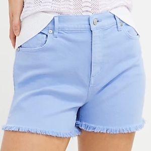 Loft Curvy Frayed Cut Off Denim Shorts High Rise Size 28/6 NWT